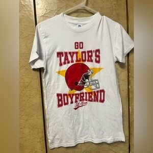 Go Taylor Swifts Boyfriend Shirt Size Small